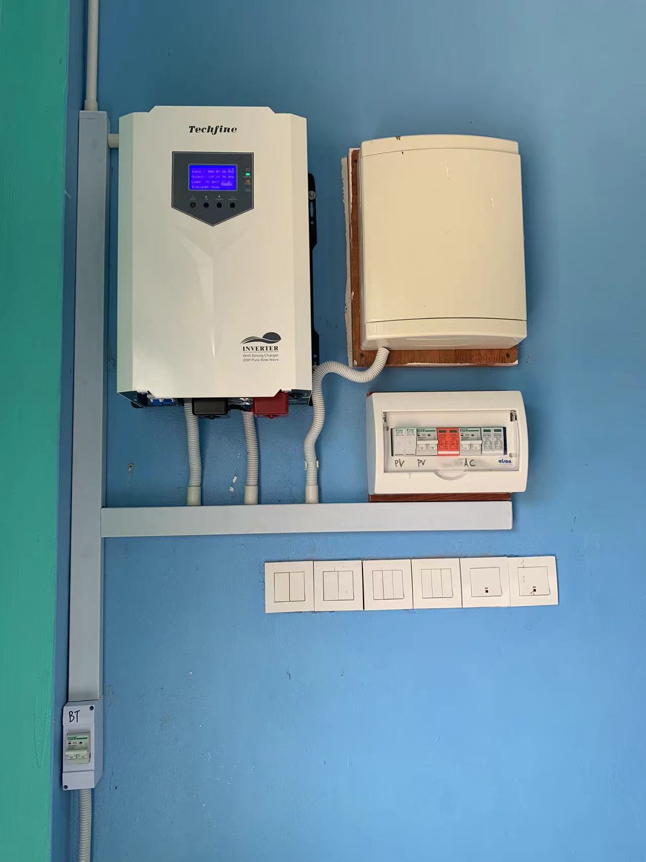 How to design an off-grid photovoltaic energy storage system